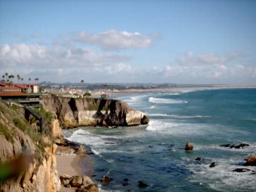 27ft Coronado sailing boat was found off Pismo Beach © SW